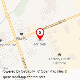 Mr. Sub on Commercial Court, Napanee Ontario - location map